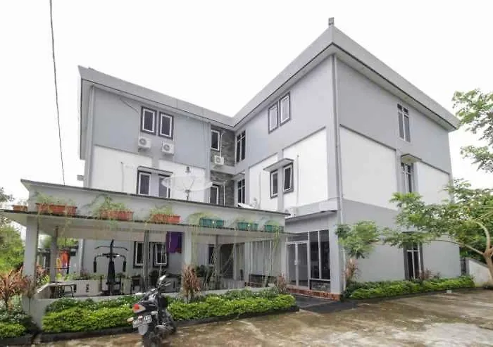 Puri Asri Reformasi Pontianak By Roomah